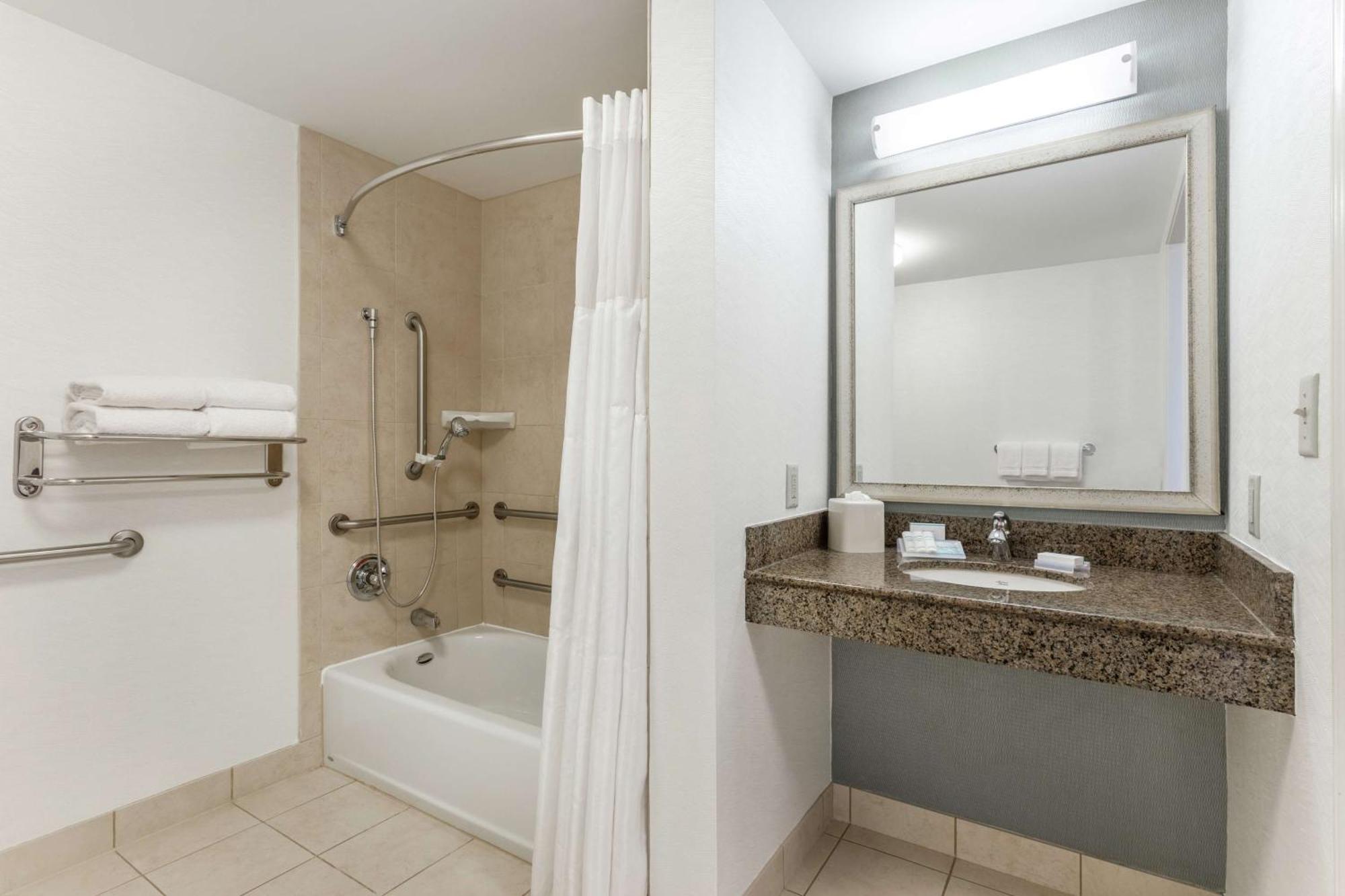 Hilton Garden Albany-suny Area